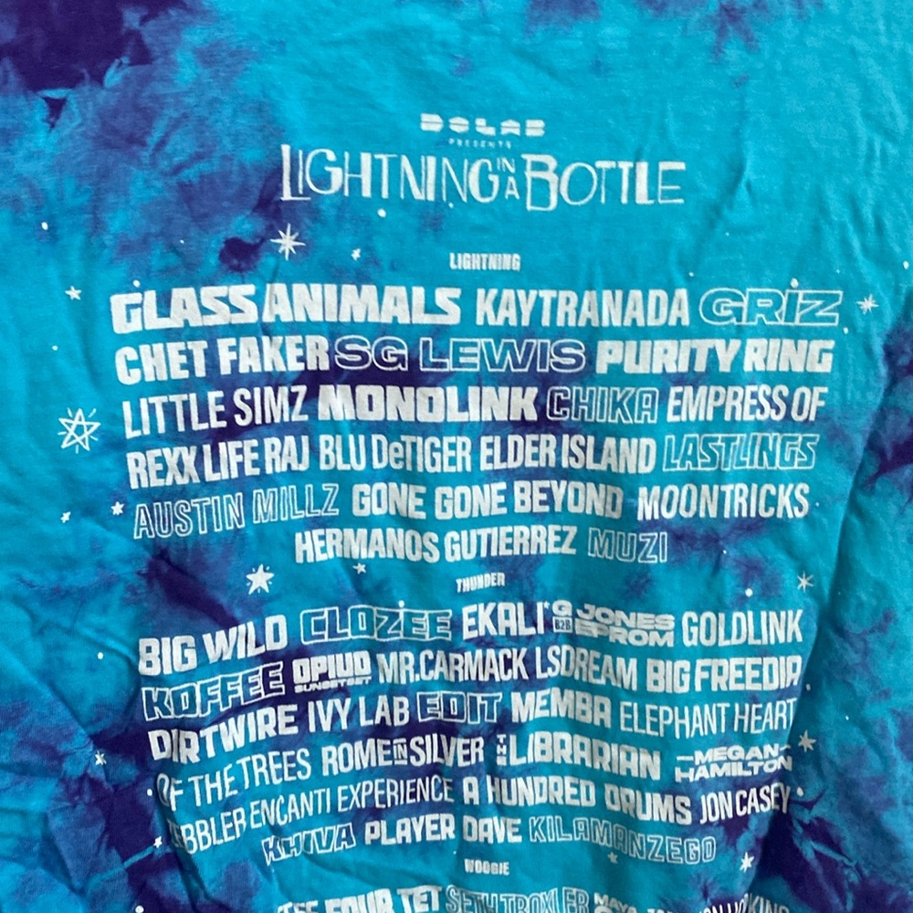 2022 Lightning In A Bottle Large T-Shirt